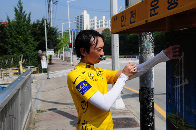 팔토시를 끼는 글쓴이