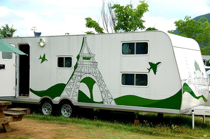 이국적 느낌의 카라반 장식