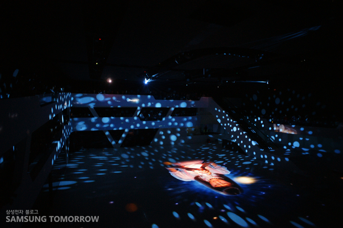 서프라이즈 공연 진행 모습