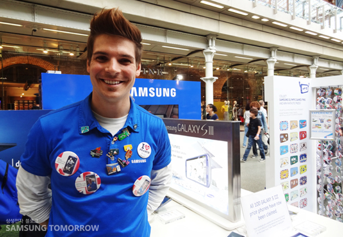 Galaxy Studio의 훈남 매니저를 소개합니다!