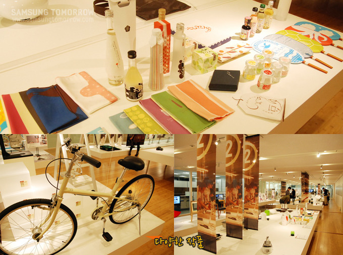 전시장에 전시된 다양한 작품들의 모습