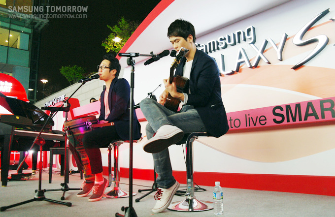 가수 10cm의 공연