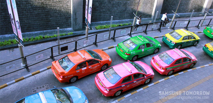 태국의 Candy 피쳐폰