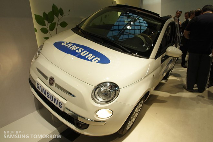 FLAT500에 랩팽된 삼성 ci