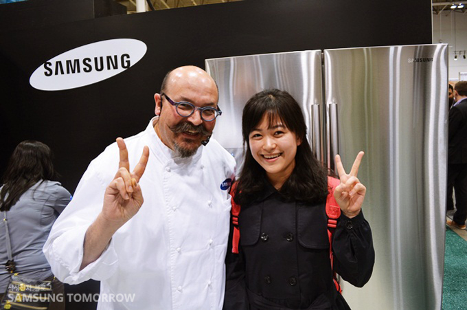 마씨모 셰프와 필자의 기념사진