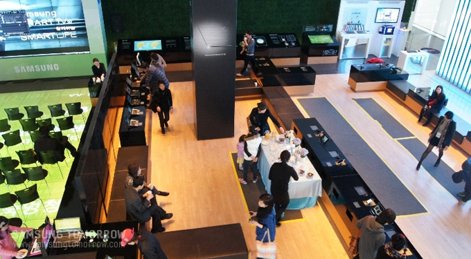 행사를 준비하는 모습