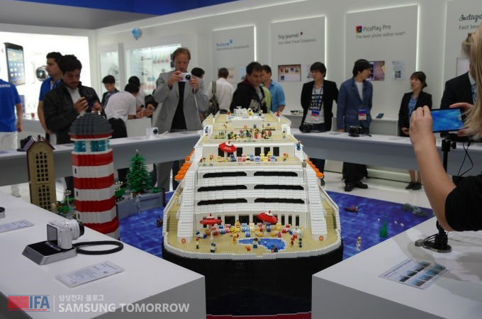 갤럭시 카메라 전시 부스