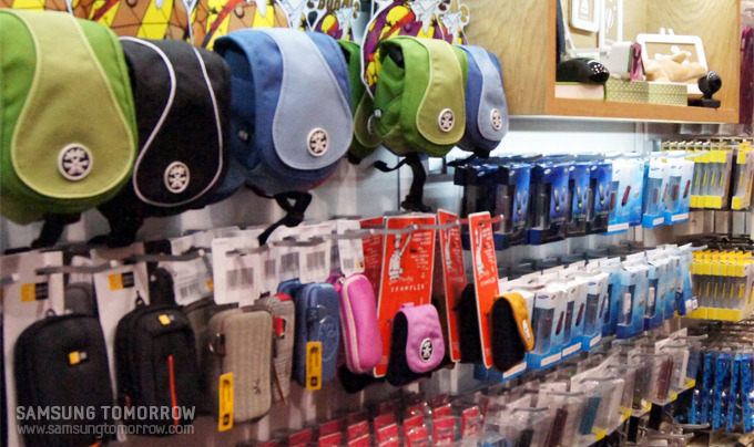 딜라이트에 디스플레이된 다양한 악세서리들