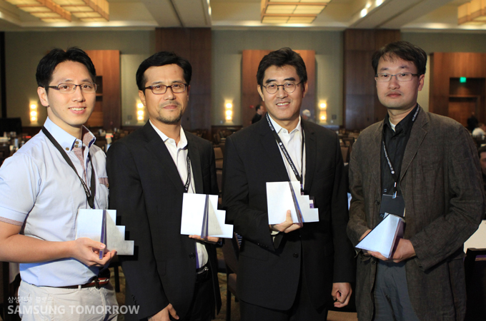 수상자 단체 사진