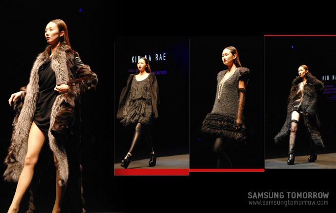 모피를 입은 모델들의 워킹