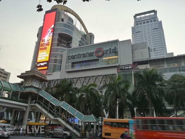 centralworld 건물 외관