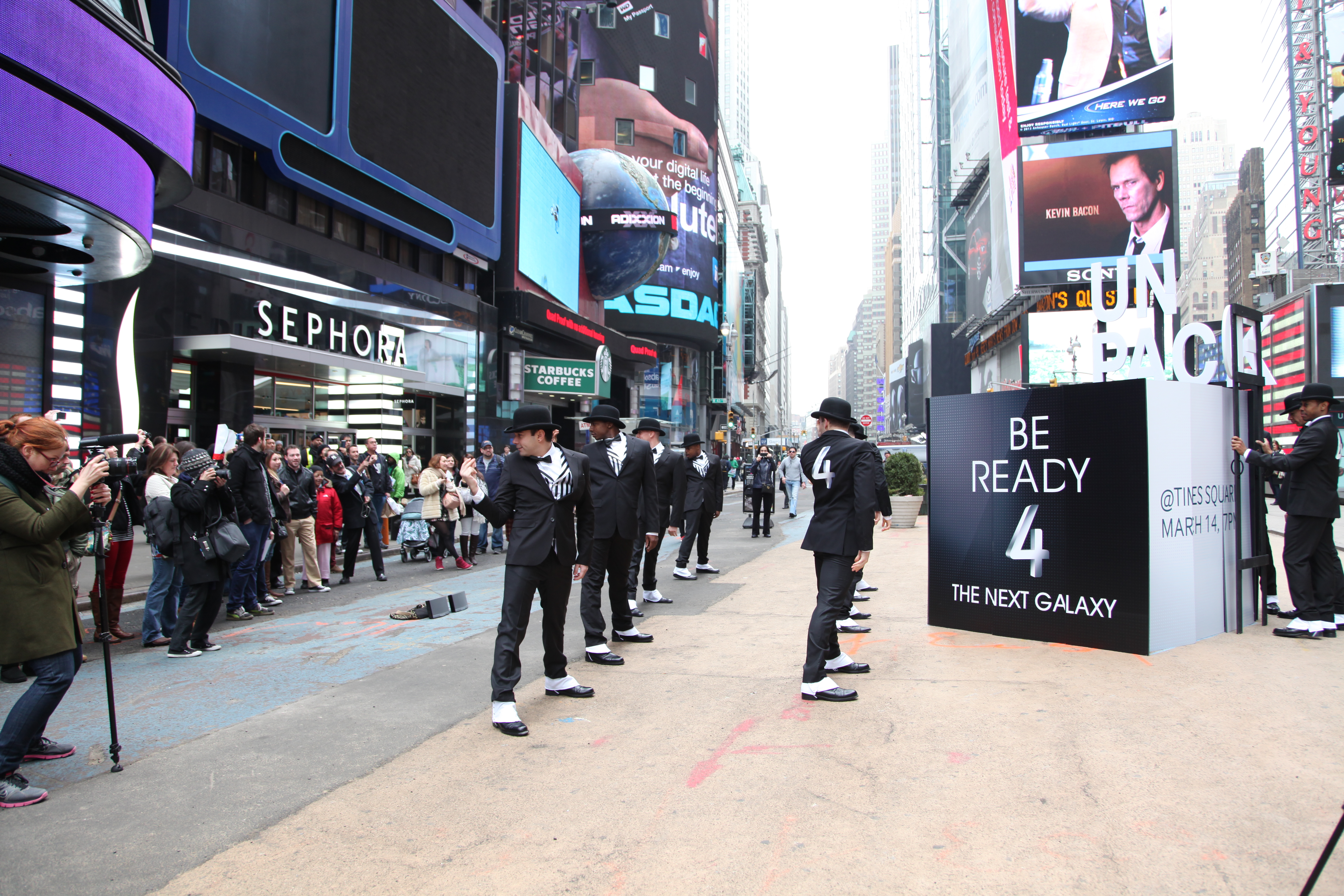 갤럭시S4 스트릿 퍼포먼스