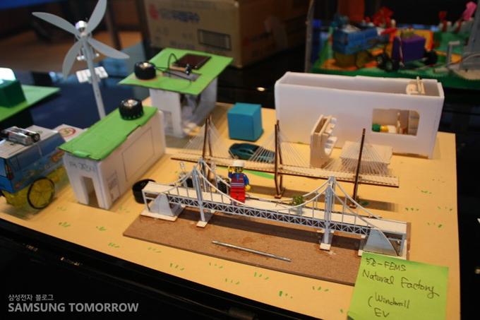 학생들이 만든 작품