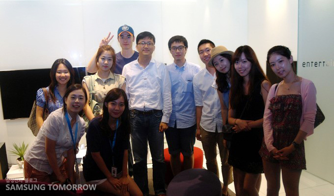 SNS스캔들 후 단체사진