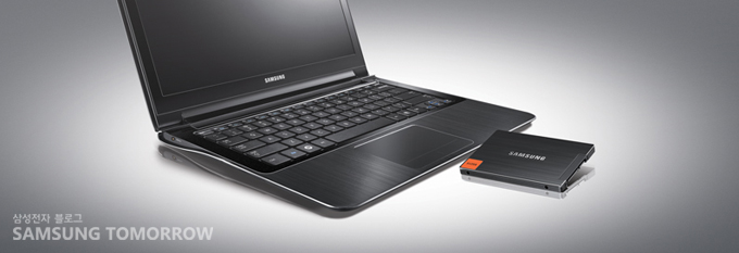 SSD와 노트북 이미지