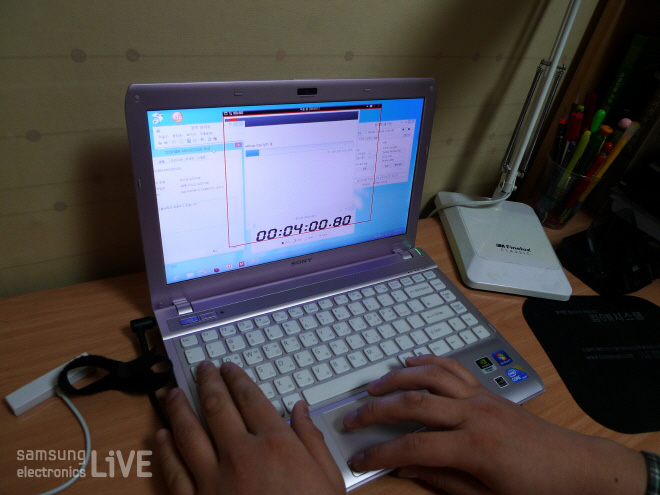 SSD 장착후 속도 측정 하는 모습