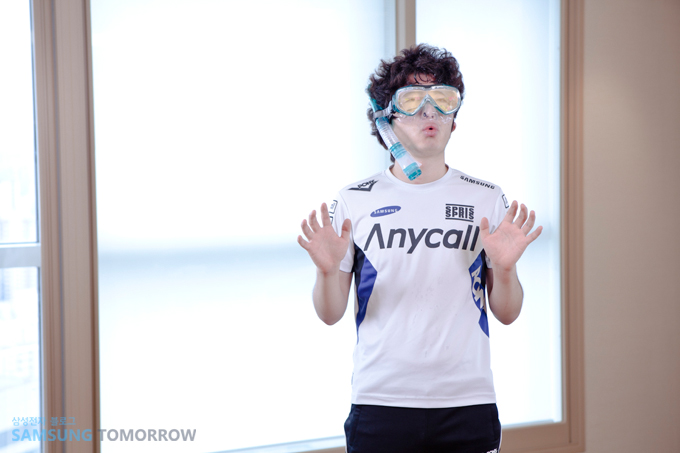 물안경을 쓴 김기현 선수