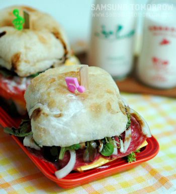 완성된 연어샌드위치