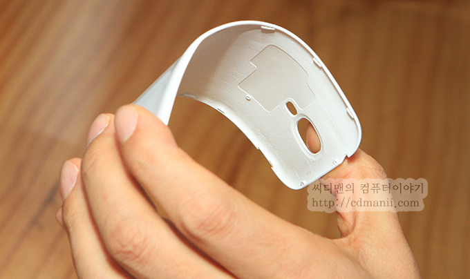 갤럭시S4 배터리커버 