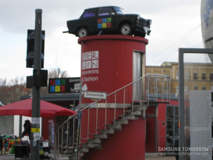 동독의 대표적인 자동차인 Trabant