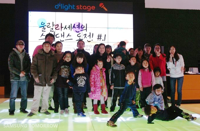 클래스에 참가한 사람들의 단체사진