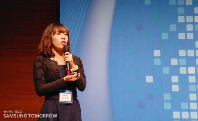 광운대학교 학생이 발표하는 모습