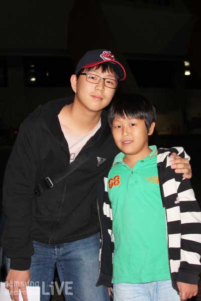     임선우(중학교 2학년), 임정우(초등학교 4학년) 형제 