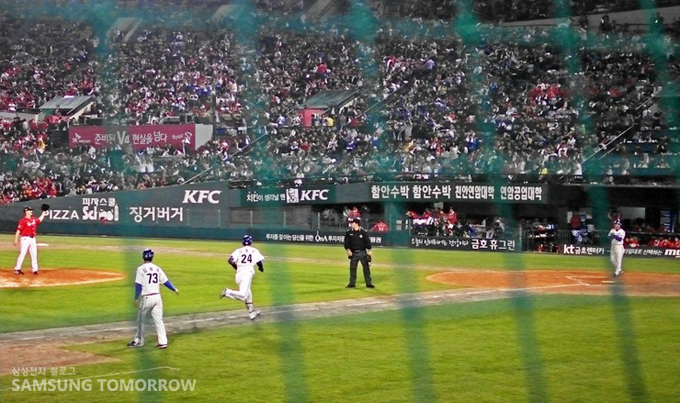 홈런이 터진 모습