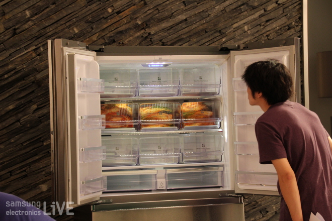 맛있게 담겨진 김치