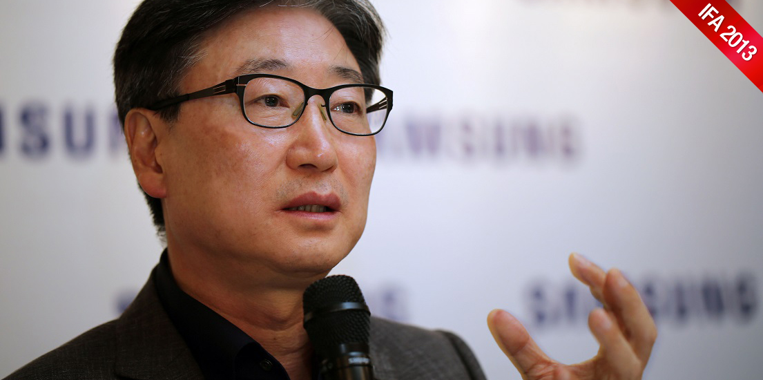 삼성전자 윤부근 대표 이미지입니다.