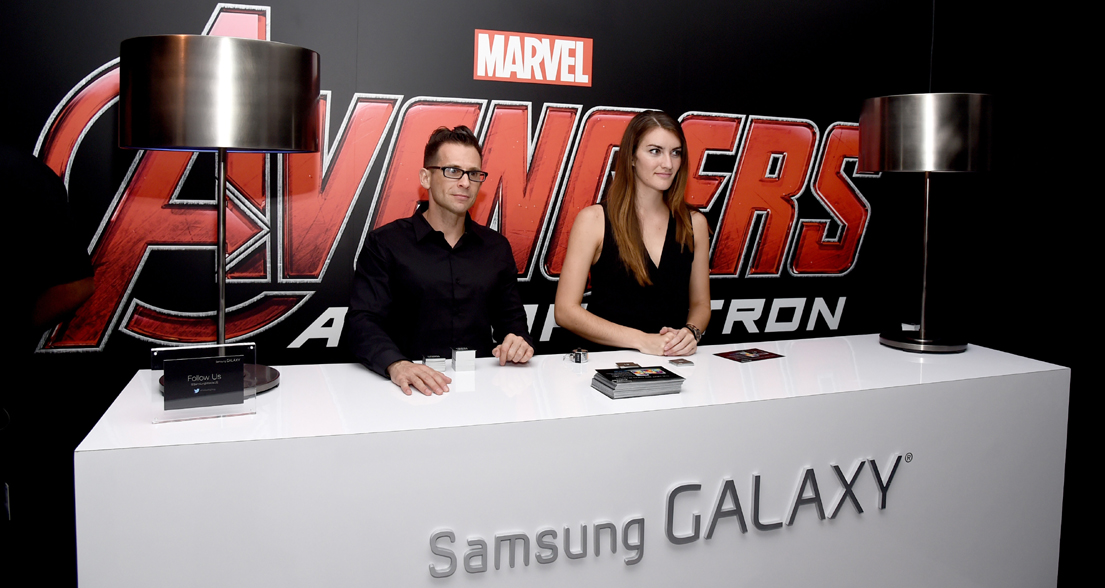 '헝거게임', '어벤저스2' 등 애니메이션 팬들이 반한 갤럭시 탭S가 미국 샌디에이고에서 열린 코믹콘 인터내셔널 2014에 서 프로모션 진행 사진입니다.