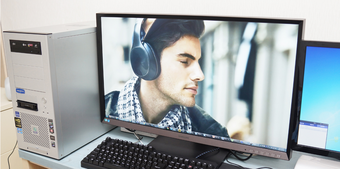 WQHD 모니터 SD850_최상단_아지트