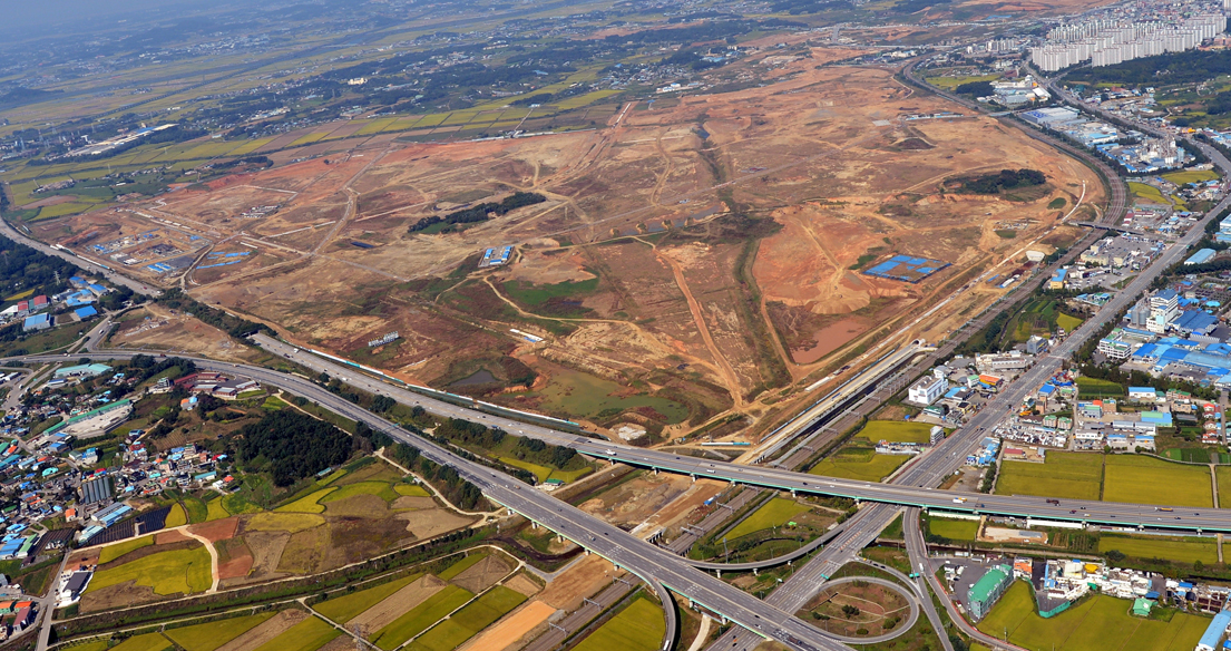 삼성전자, 경기 평택에 15.6조 원 투자 세계 최대 최첨단 반도체 라인 건설