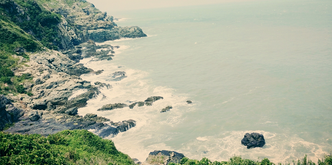 그날, 새벽바다에서 본 것은 무엇이었을까
