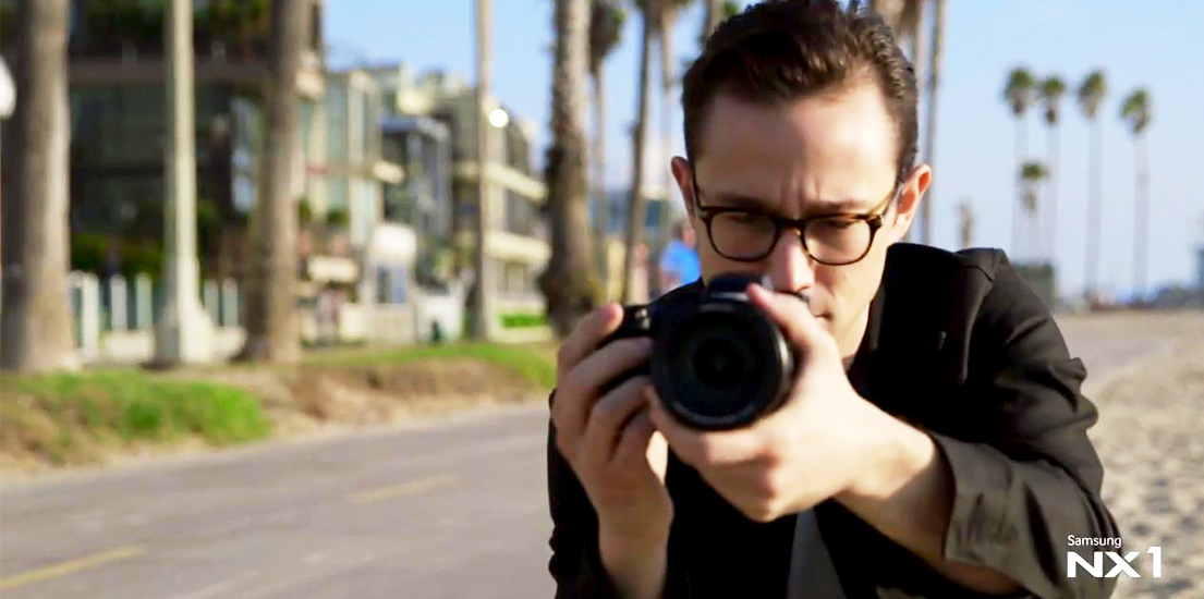 조셉 고든 레빗이 말하는 NX1 그리고 도시에서 촬영 뒷이야기