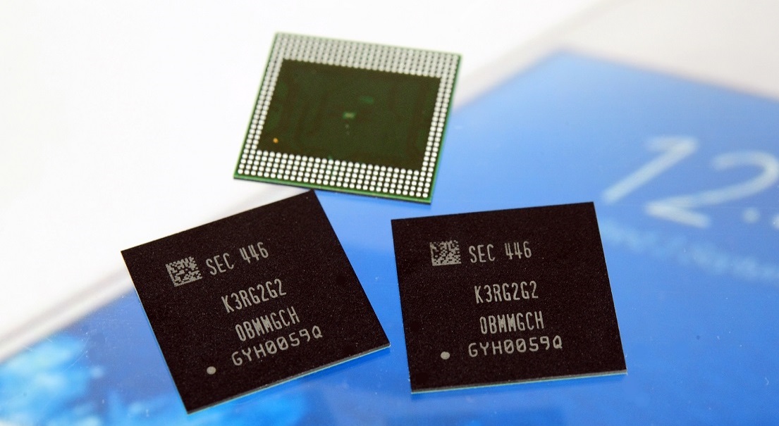 삼성전자, 세계 최초 차세대 '20나노 8기가비트 모바일 D램' 양산 뉴스입니다.