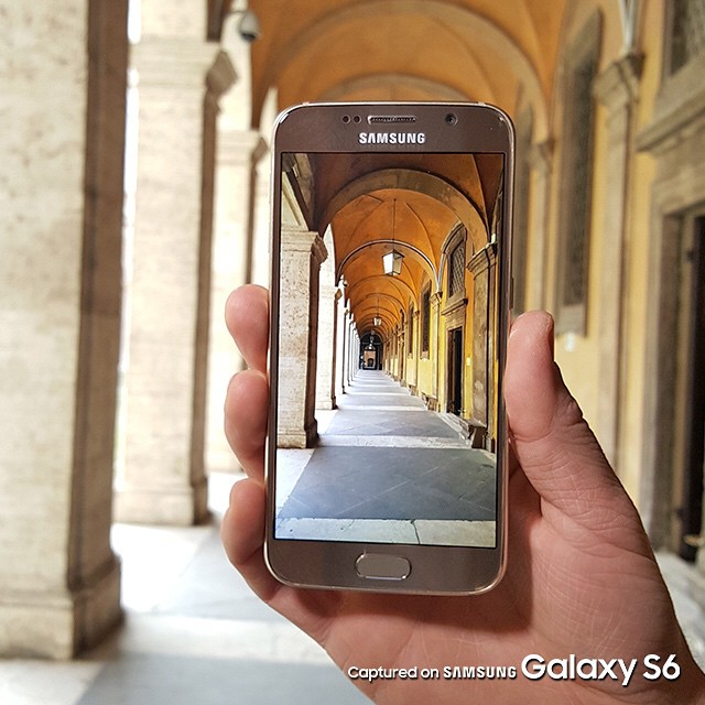 로마에서 갤럭시S6로 촬영을 진행하고 있습니다.