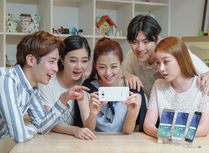 갤럭시 A8 출시