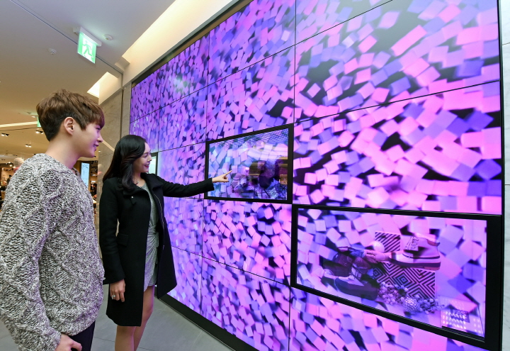 삼성전자, 스마트 사이니지로 다양한 업종에서 성공 신화 이어간다