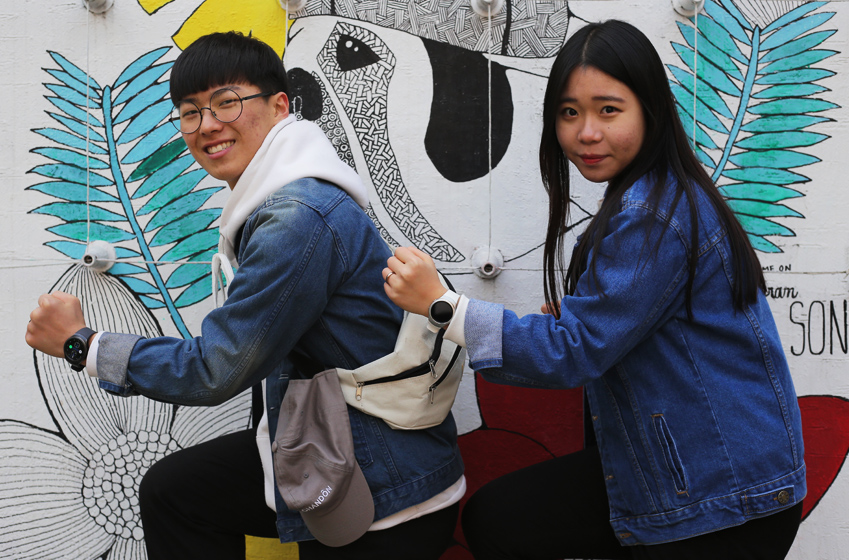 홍대 길거리 패션에 IT를 더하다