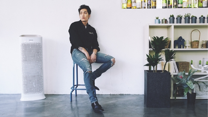 [D-7] 매혹적 음색의 '슈퍼스타' 김필, 그가 맑고 깨끗한 공기를 찾게 된 이유는?