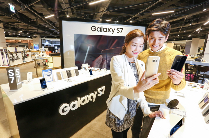 삼성전자,' 갤럭시 S7 엣지'·'갤럭시 S7' 대규모 사전 전시·예약 판매 전격 실시