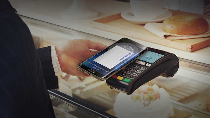 “저도 한 번 써보고 싶어요” 매장 점주 4인, 삼성 페이를 말하다