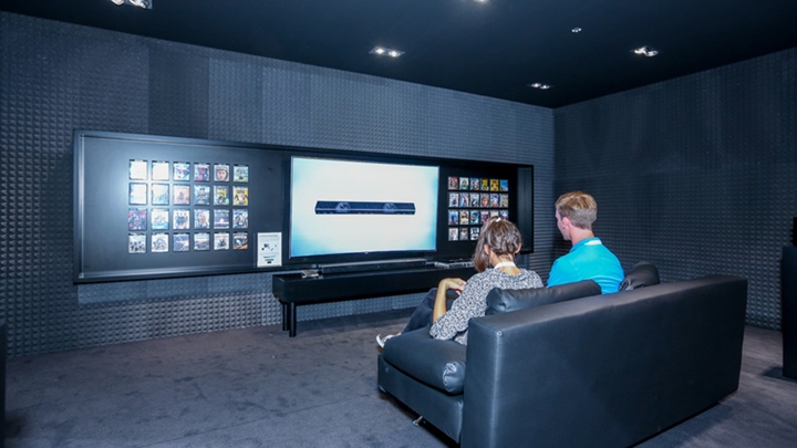 78형 퀀텀닷 SUHD TV(모델명 ‘KS9000’)와 사운드바 시스템(모델명 'HW-K950') 홈시어터