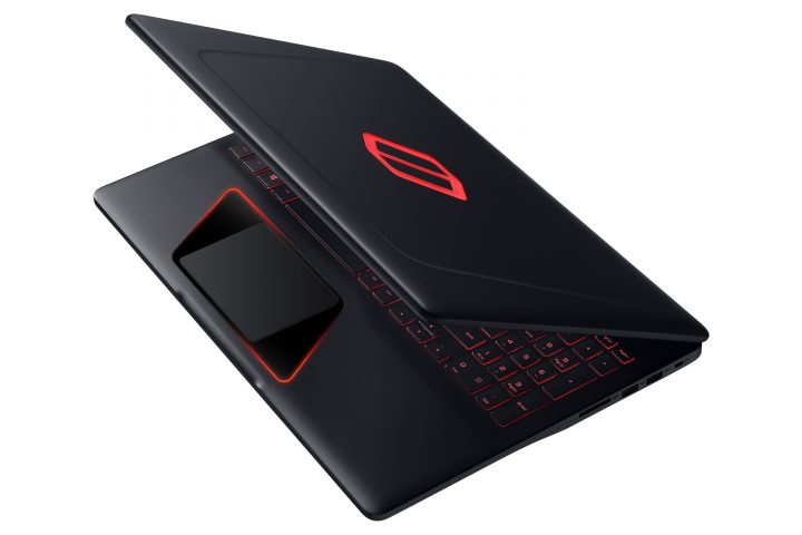 삼성 노트북 오디세이 블랙 이미지