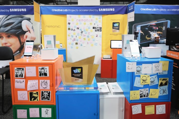 Creative Lob projects accelerated by SAMSUNG CES 2017 ‘세계 최대 규모의 국제 전자제품 박람회’ 샌즈엑스포(Sands Expo)