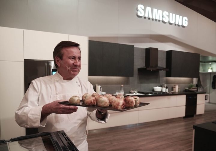 삼성전자, 프리미엄 주방에서의 일상 보여주는 ‘셰프의 홈 쿠킹’ 쿠킹쇼 개최