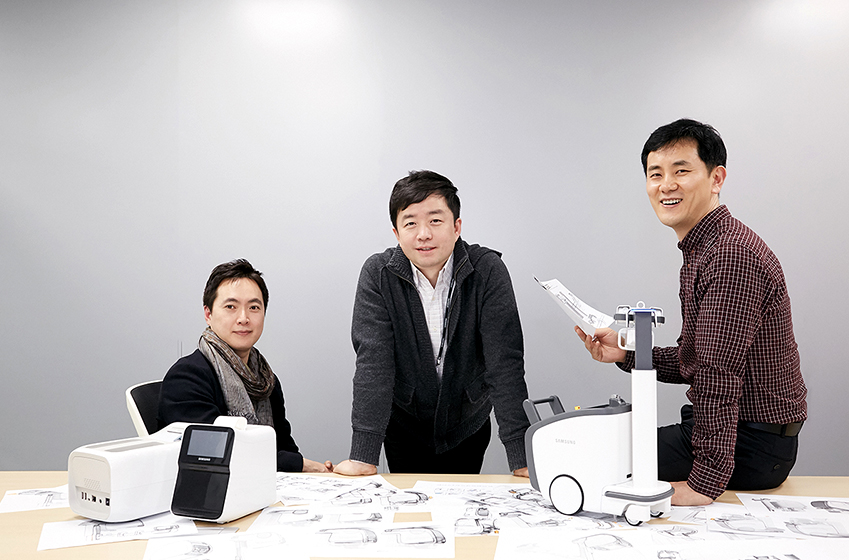 삼성직군 의료기기 디자이너 3명의 사진