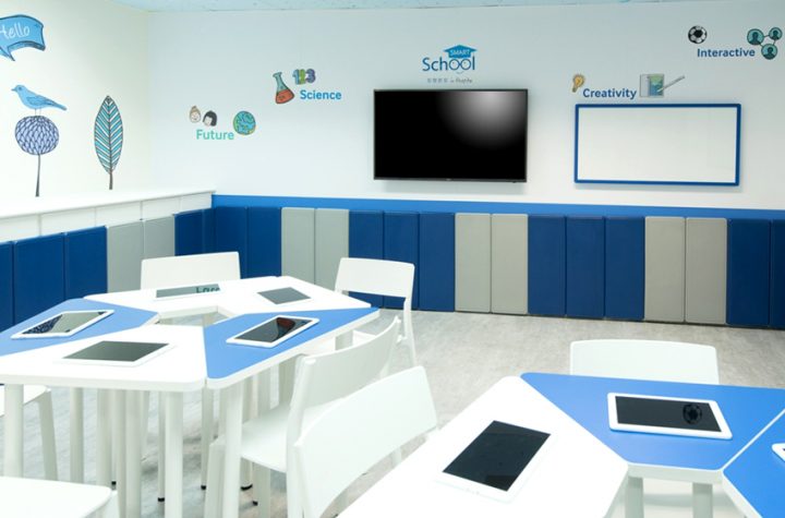 밝고 화사한 인테리어와 첨단 디지털 기기가 조화를 이루는 쫑흐병원 내 스마트스쿨 전경