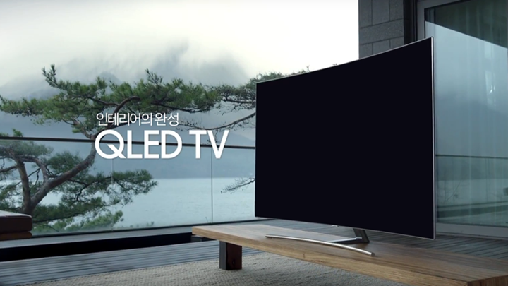 스타일을 완성하는 QLED TV